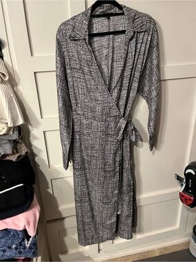 EUC.  Gray Textured Wrap Dress